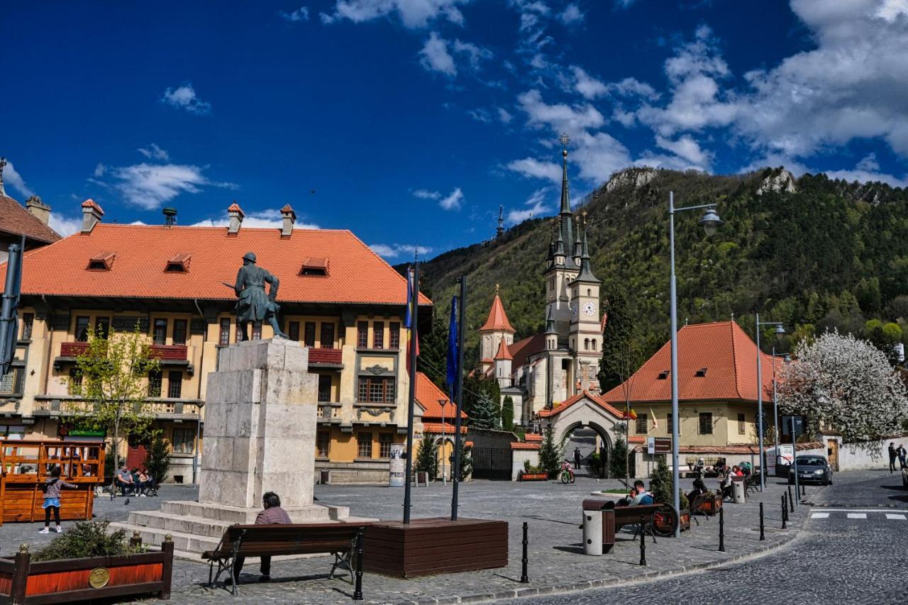 Londof Housing City Center Brasov Lägenhet Exteriör bild